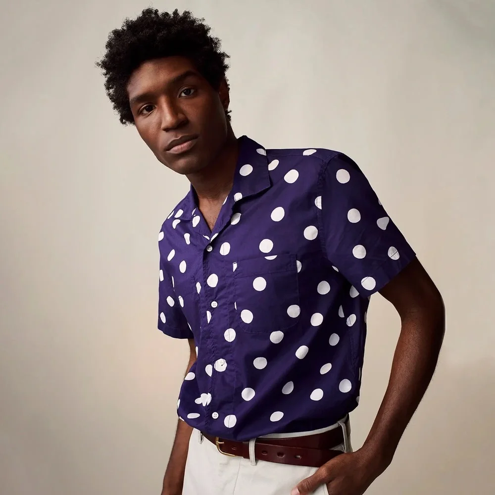 J.CREW Mens Short-sleeve Slub cotton camp collar shirt in Blue Polka Dot, Medium - Picture 9 of 12
